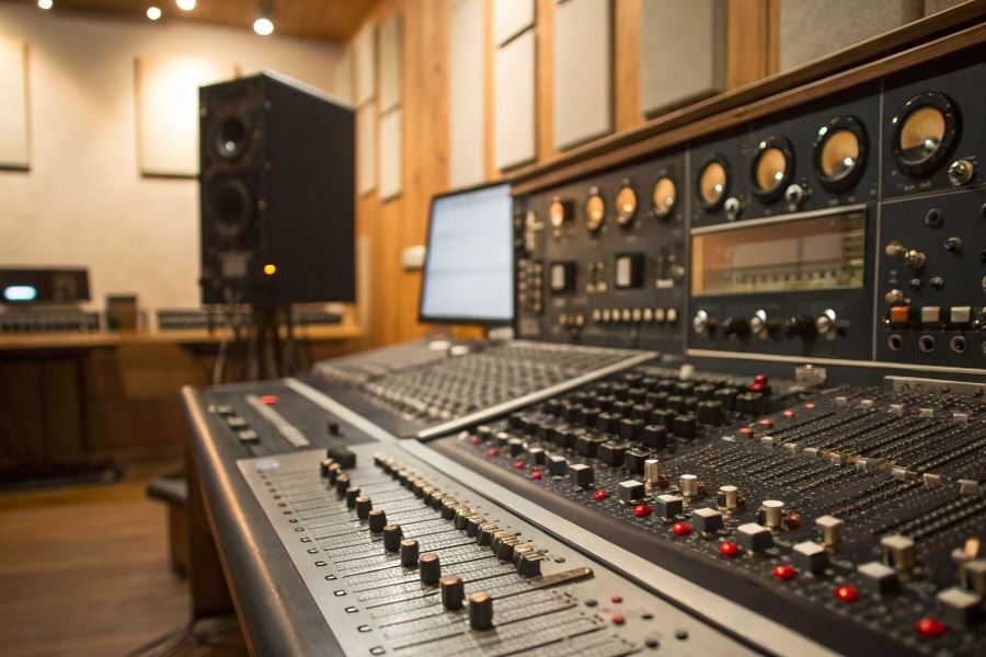 652-vocal-compression-techniques-for-perfect-recording